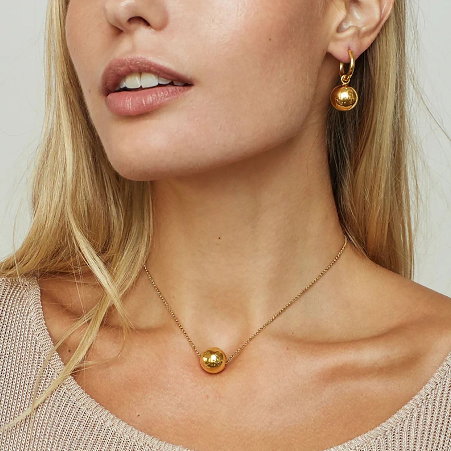 18K gold ball pendant necklace and bracelet, waterproof